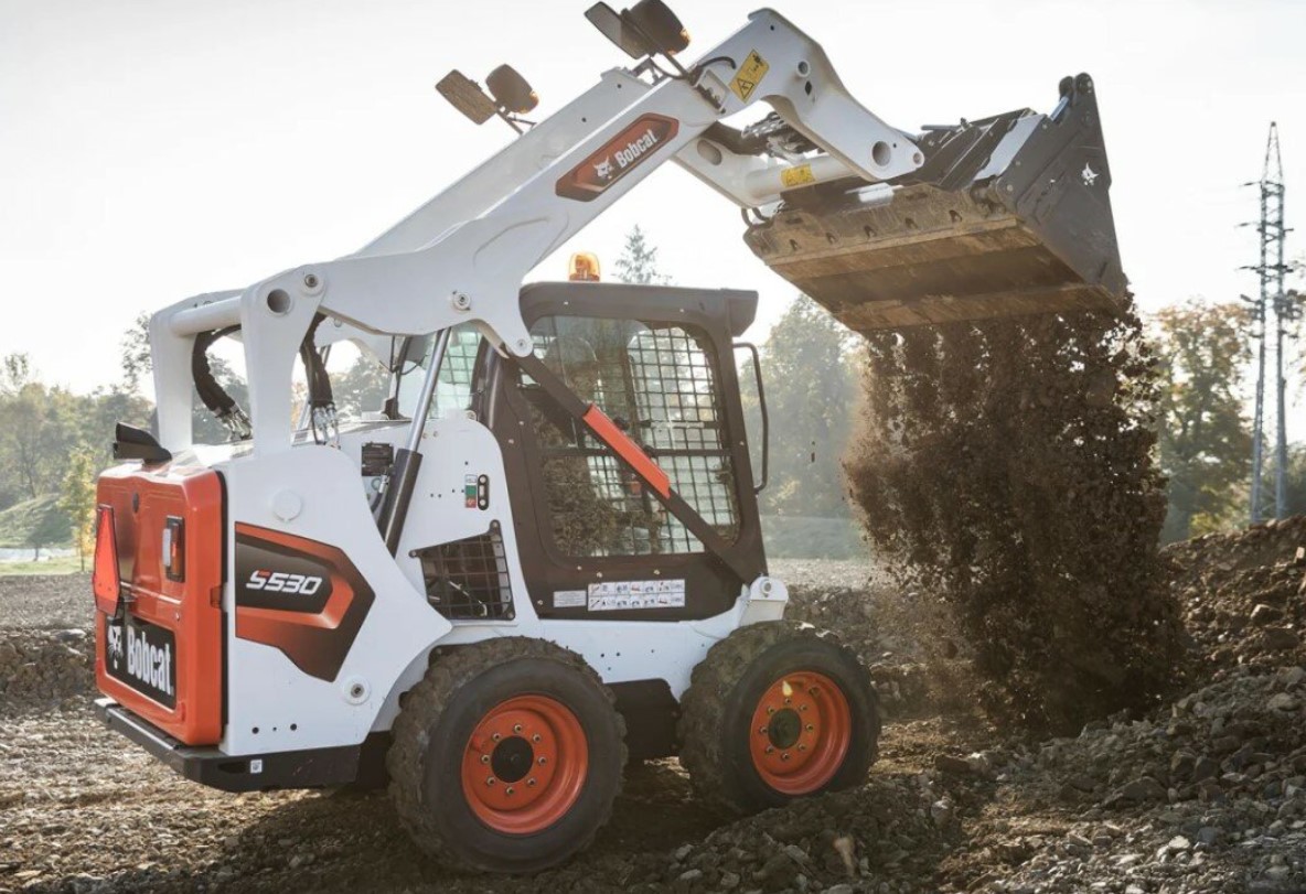 Мини-погрузчик Bobcat s530 купить с доставкой по всей России